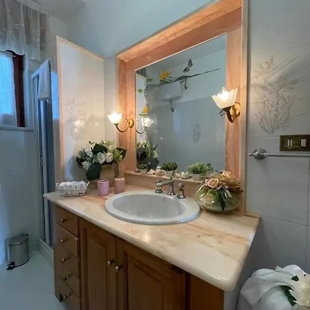 Holiday home Loren House, Relaxing Location With Seaview Massa Lubrense