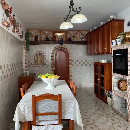 Loren House, Relaxing Location With Seaview Holiday home Massa Lubrense