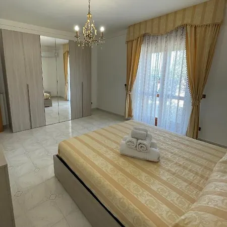 Loren House, Relaxing Location With Seaview * Massa Lubrense
