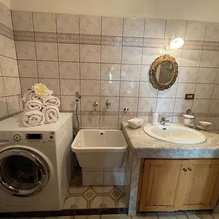 Loren House, Relaxing Location With Seaview Casa vacanze