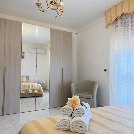 Casa vacanze Loren House, Relaxing Location With Seaview *