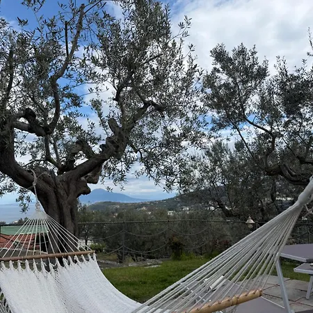 Loren House, Relaxing Location With Seaview *